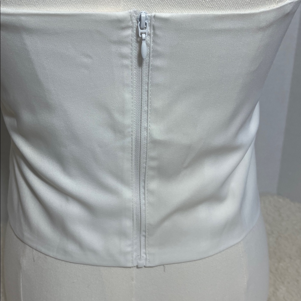 NWOT White Structured Satin Sheen Crop Spaghetti Strap Cami Top – Size Small - Picture 5 of 16